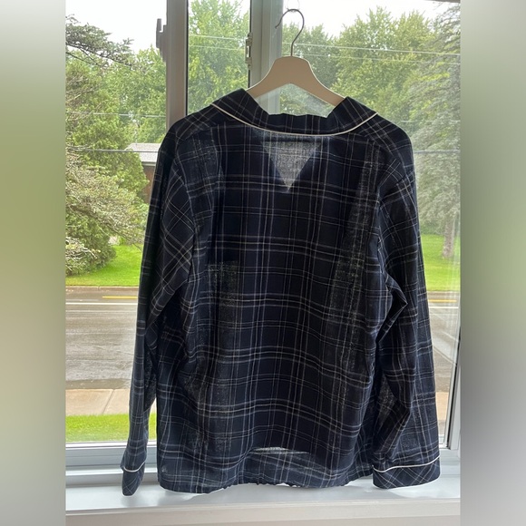 Pyjamas top from Korea - Picture 2 of 4